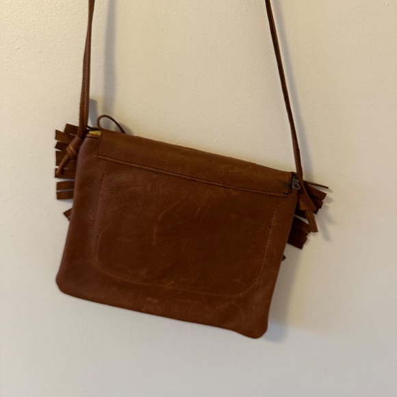 Grooves & Grain Handmade Crossbody Brown Leather Patchwork Bag - Picture 3 of 8